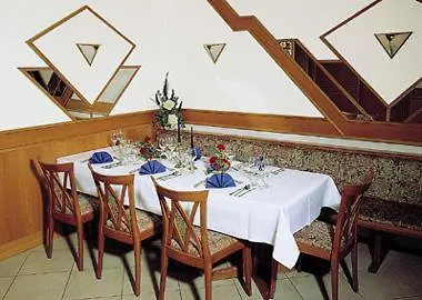ゲストハウス Landhotel Goldener Stern Trautskirchen